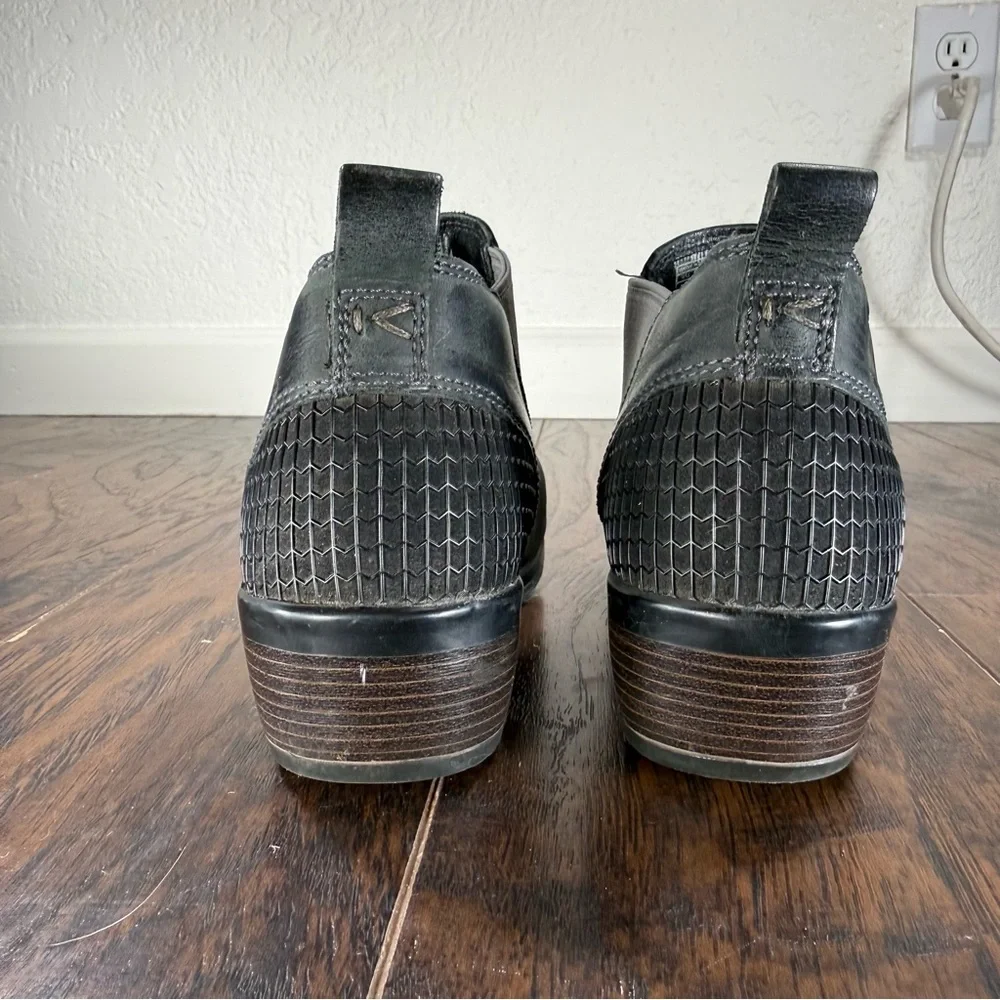 KEEN Women’s Size 7‎ Black Leather Ankle Boots – Low Heel Chelsea Style